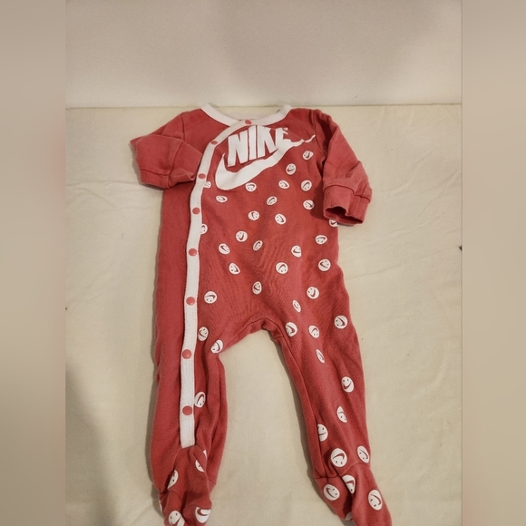 Baby Girls Long-Sleeve Smiley Footed Coverall - Picture 4 of 6
